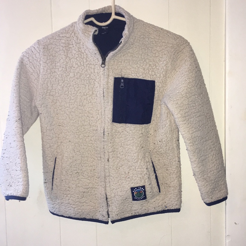 Gap Sherpa zip up jacket size  6-7 GUC
